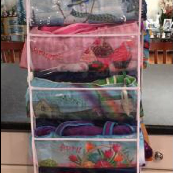 Purses - Picture 3 of 3